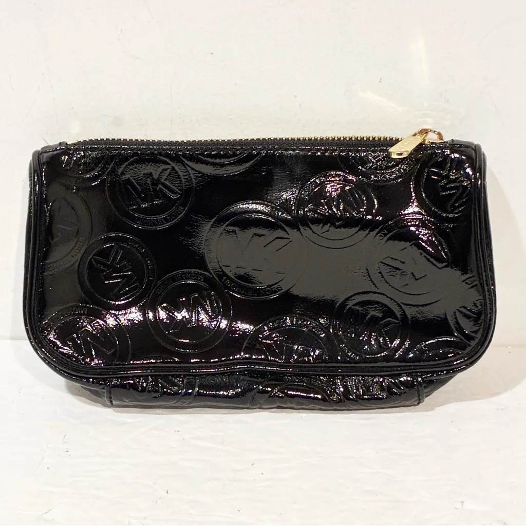Michael Kors Black Patent Leather All Over Print Wallet Pouch - Image 5