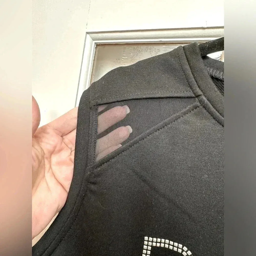 Vintage BCBGMAXAZRIA Y2K Black Embellished Lettered BCBG Crop Sweatshirt Size XL - Image 3