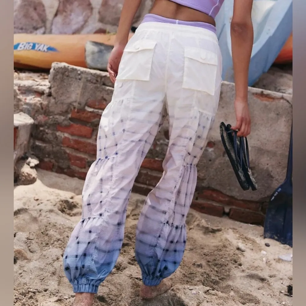 #182 NWT Free People Printed Set Me Free Pants in Faded Showers Wash Combo - Image 3