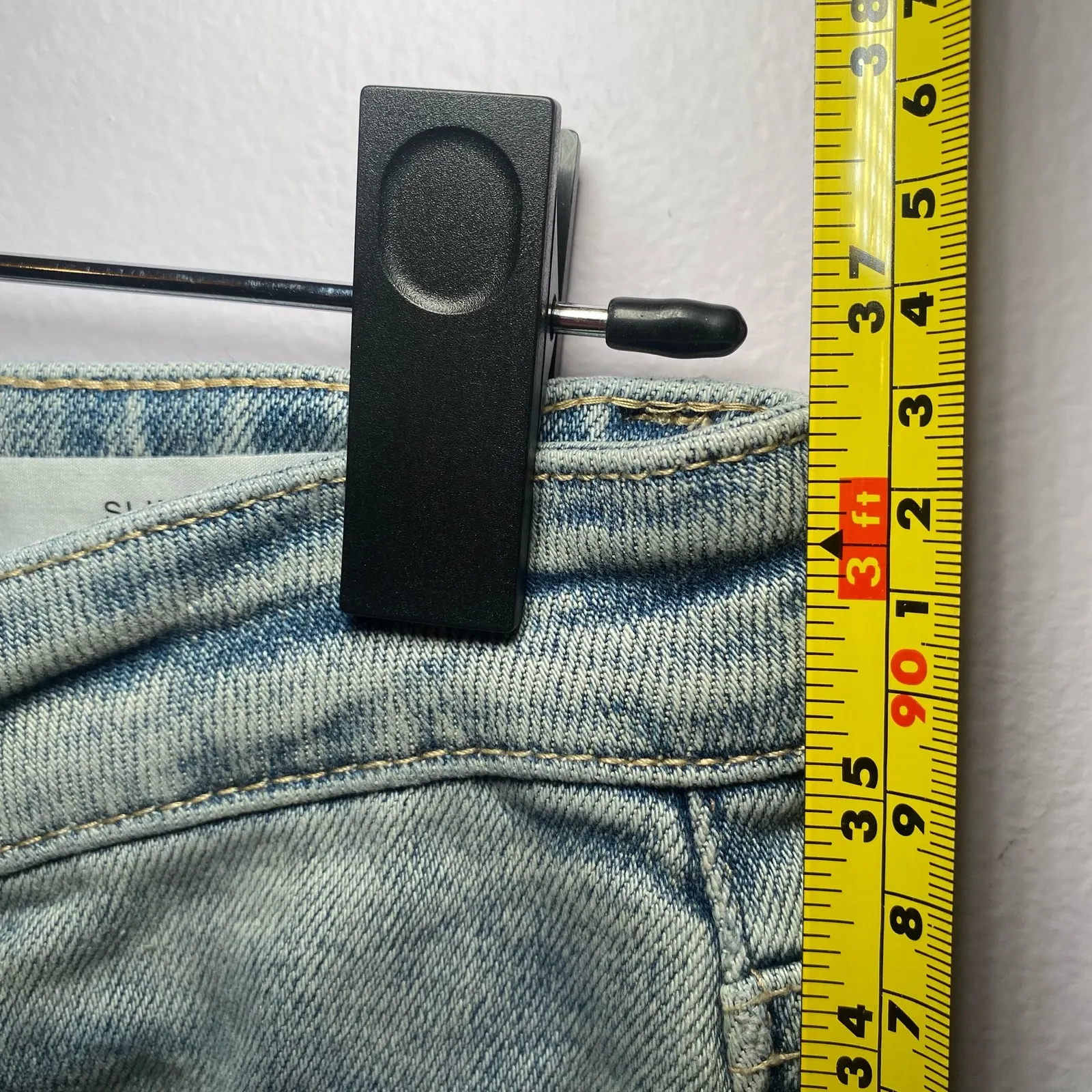 Judy Blue Slim Fit Straight Leg Light Wash Jeans Minimalist Women's size 27 - Image 11