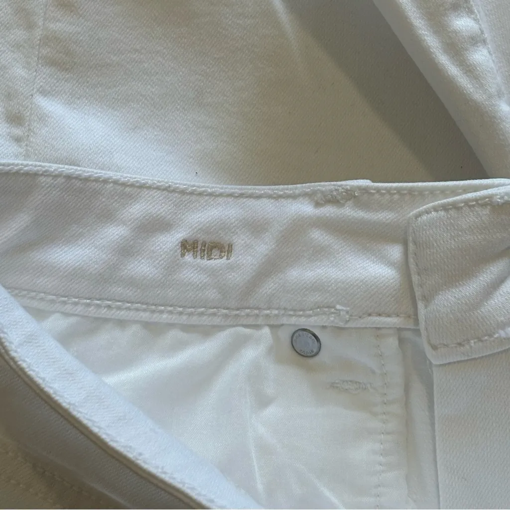 American Eagle Super Stretch Raw Hem Midi White Jean Sz 6 EUC - Image 4