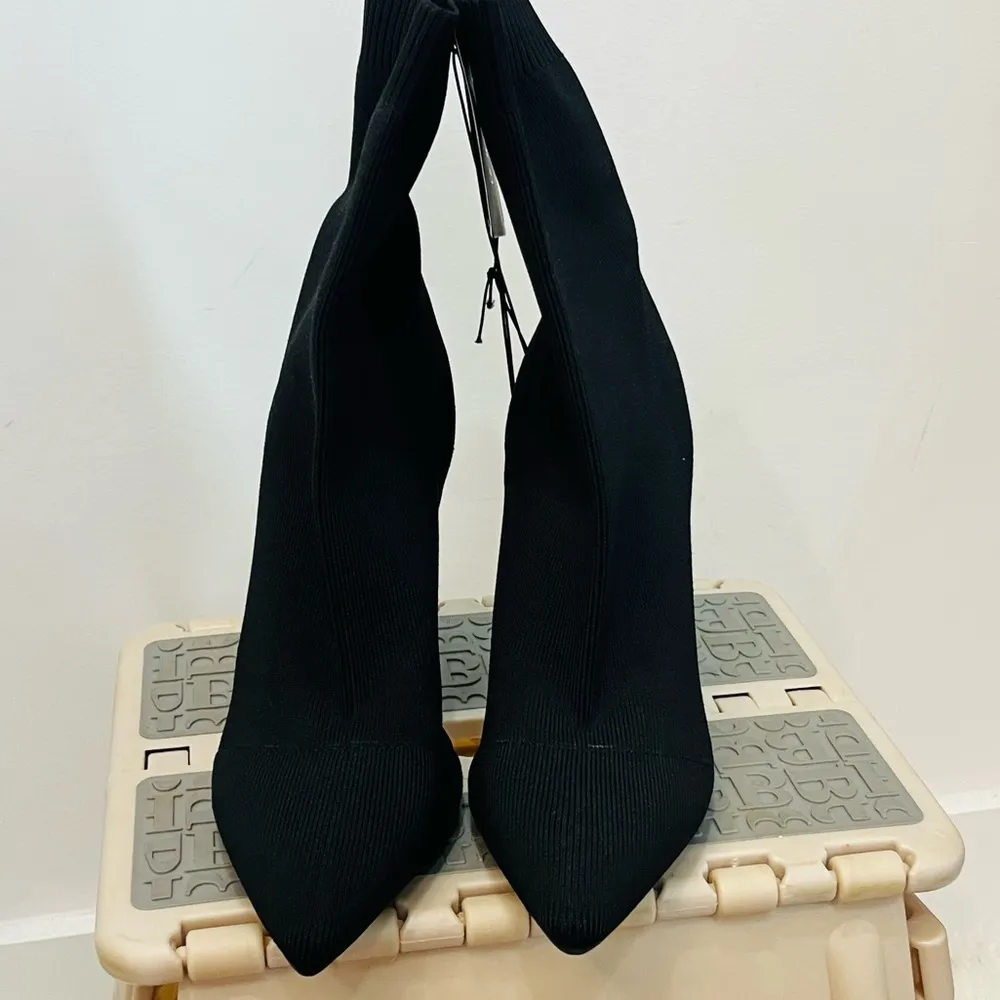NWT forever 21 black sock boots point size 7.5 - Image 2