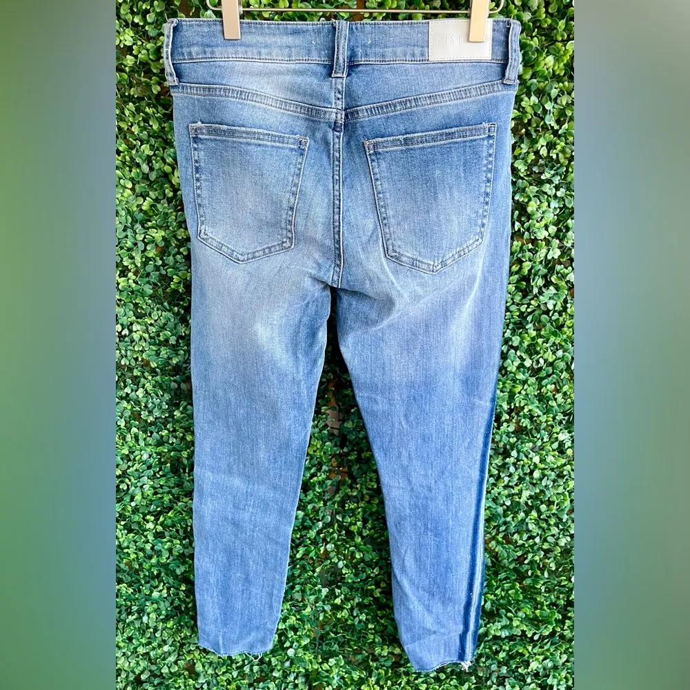 NWOT -  Audrey Cropped Women’s Jeans | Raw Hem | Distressed | Side Stripe - Image 7