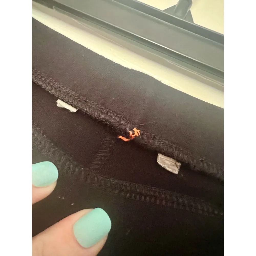 Women's Size Small Lauren Conrad Cropped Legging Capris Leggings Slacks Pants - Image 4