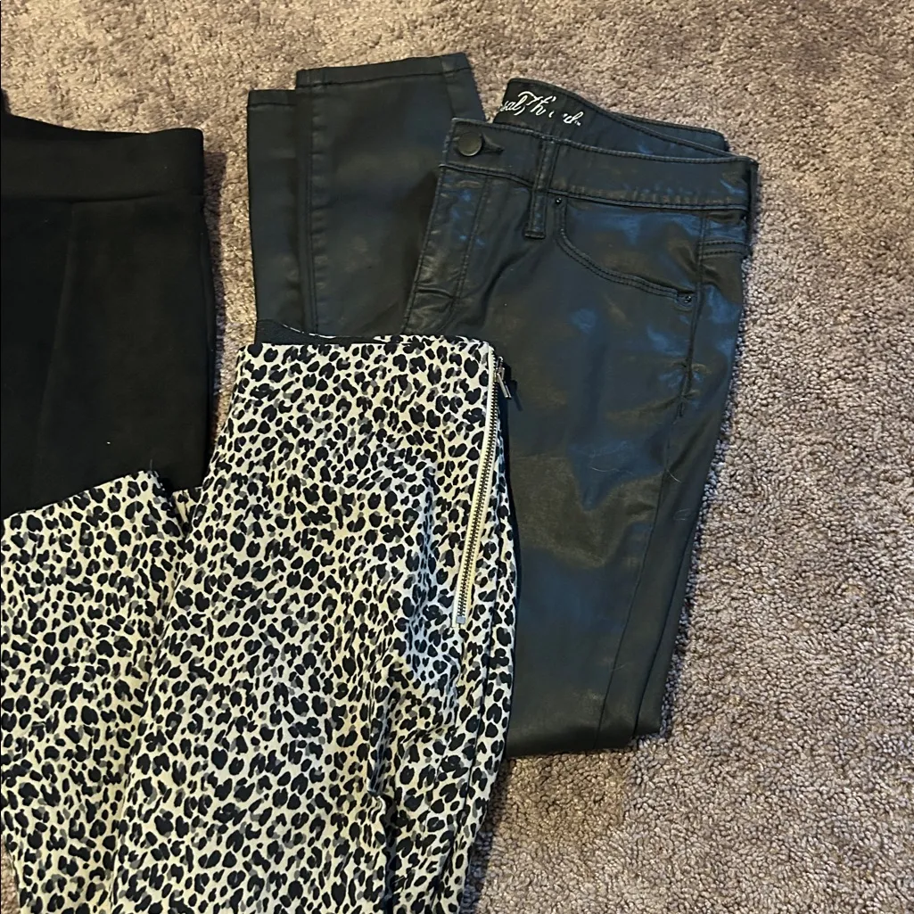 Size small/4 dress pants bundle! - Image 4