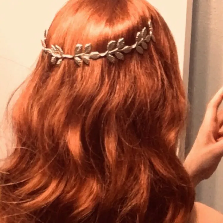 Metal Gold Leaf Greek Headband - Image 3