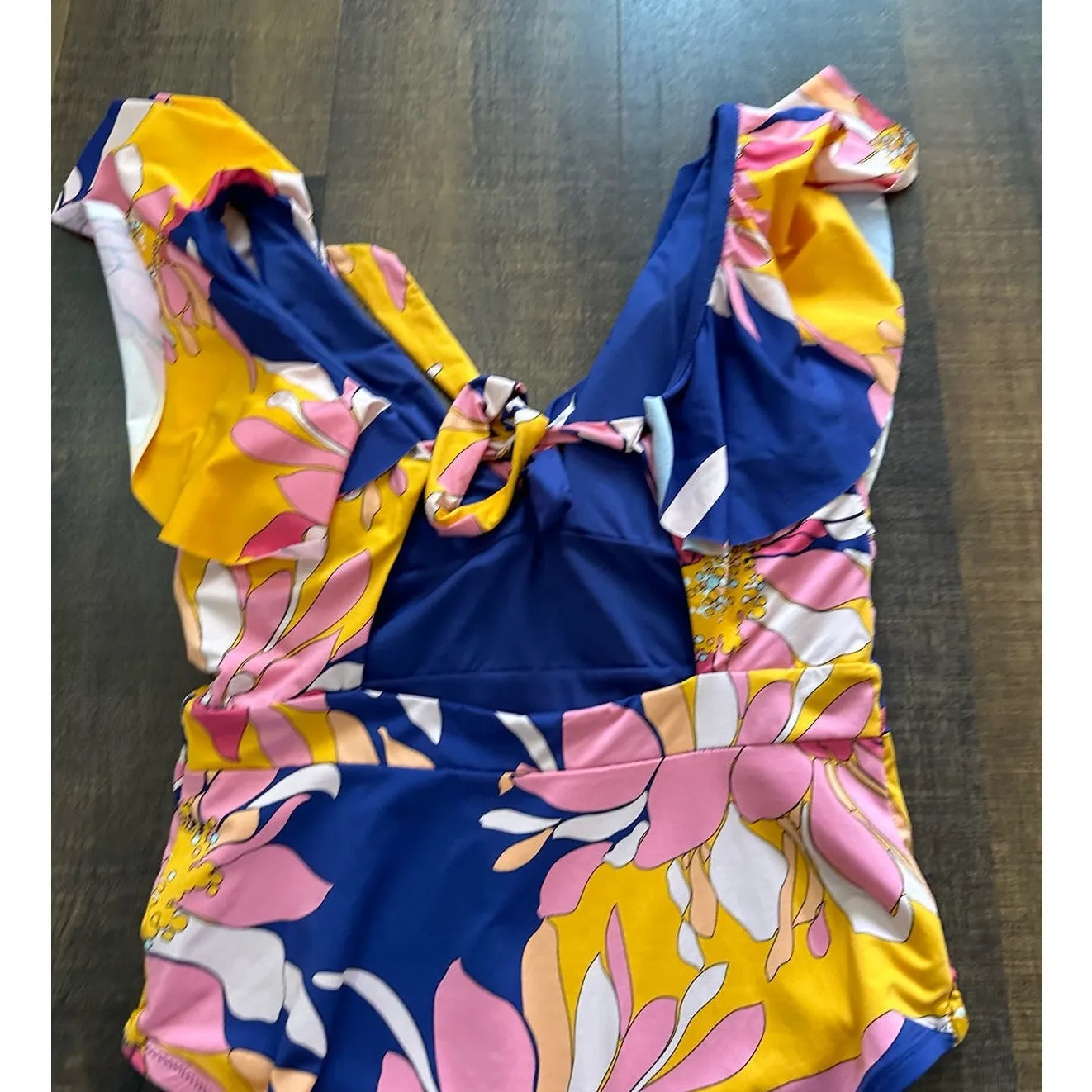 Trina Turk Breeze Ruffle Plunge Floral Print One Piece Swimsuit Size 12 - Image 7