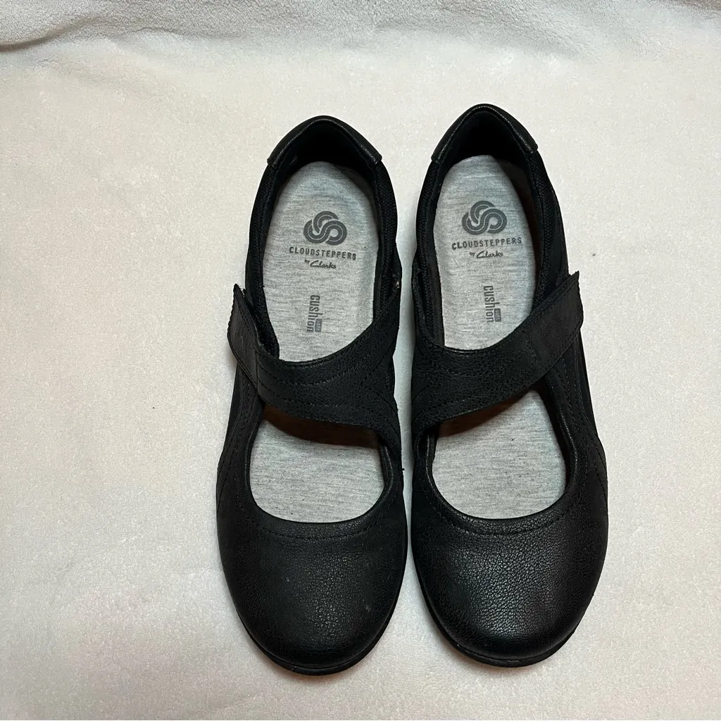 Clarks Cloudsteppers Adjustable Strap Slip Ons Sillian Bella size 7 Mary Jane Black - Image 6