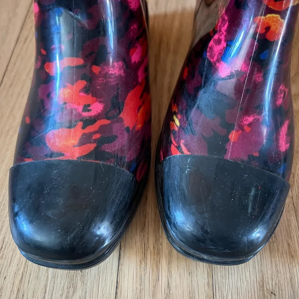 Sanmm Womens Floral Rainboots Red Size 6 - Image 3