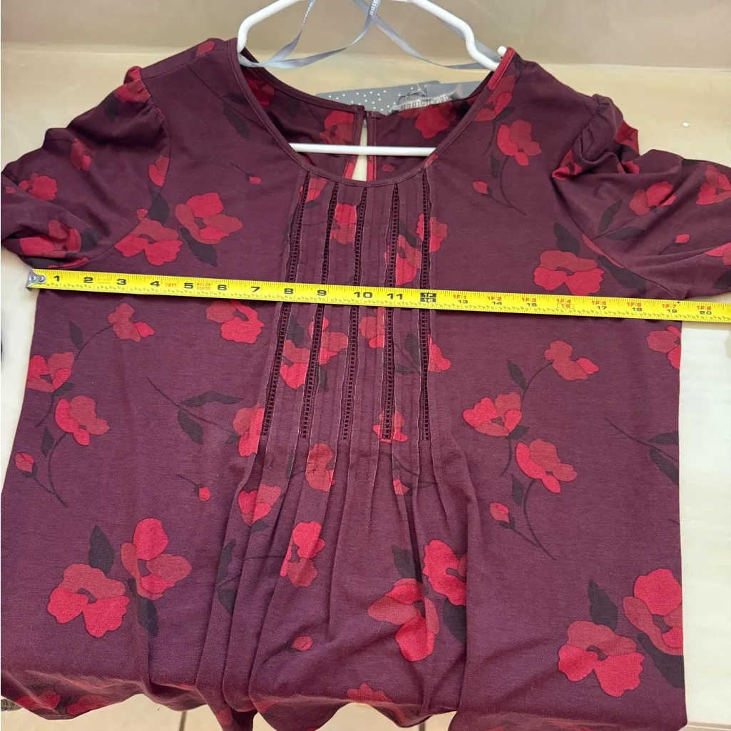 Daniel Rainn Burgundy Floral Blouse round neck long sleeve M relaxed fit flowy - Image 4