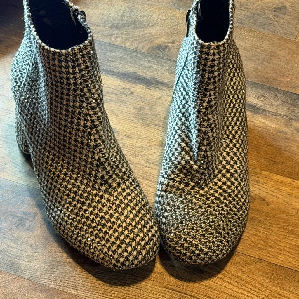 Kelly and Katie Black and White Houndstooth Ankle Boots Shine and Shimmer size 7 - Image 10