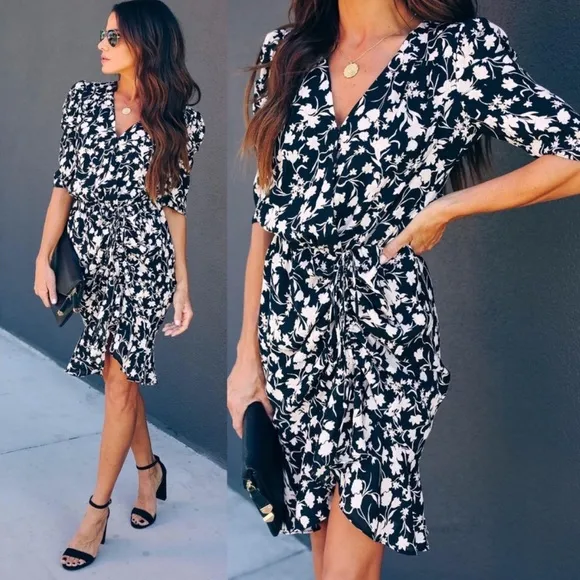 VICI | Floral Smocked Dress - Image 2