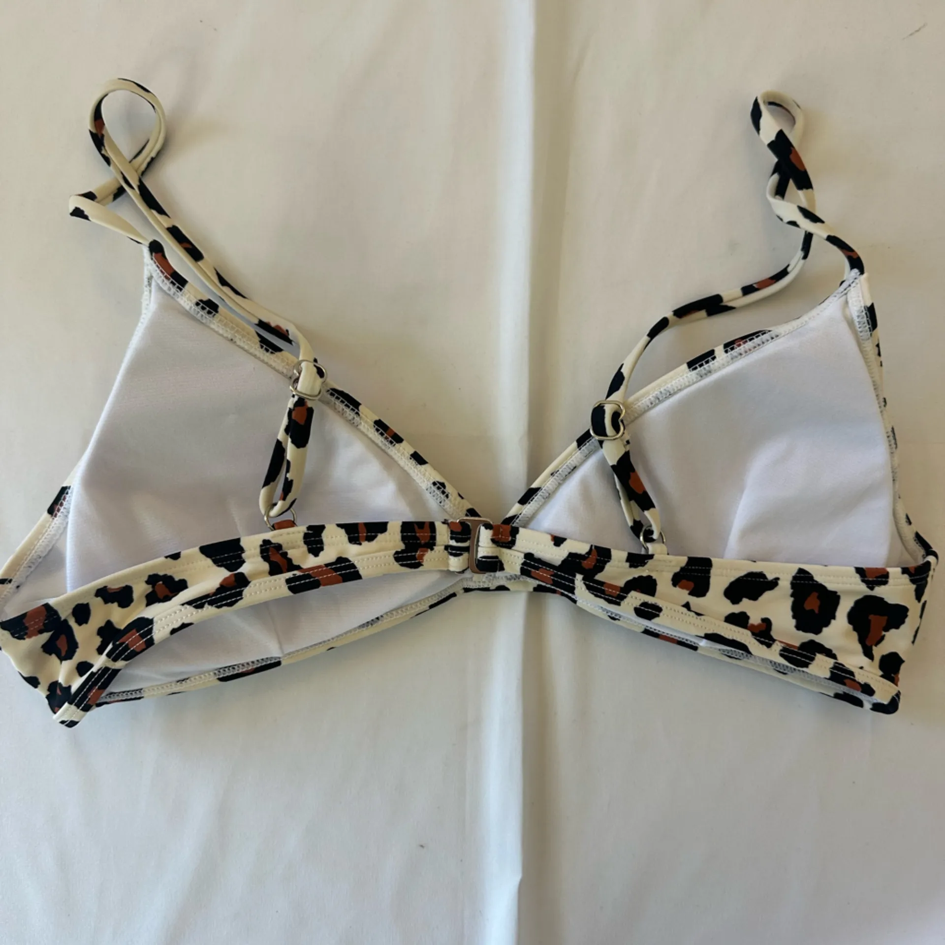 Women’s Brand New With Tags Pink Lily Bikini Top - Image 4