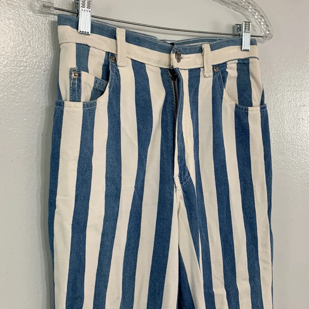 Vintage 90s Sasson Blue White Vertical Striped High Waisted Mom Jeans Size 7 - Image 3
