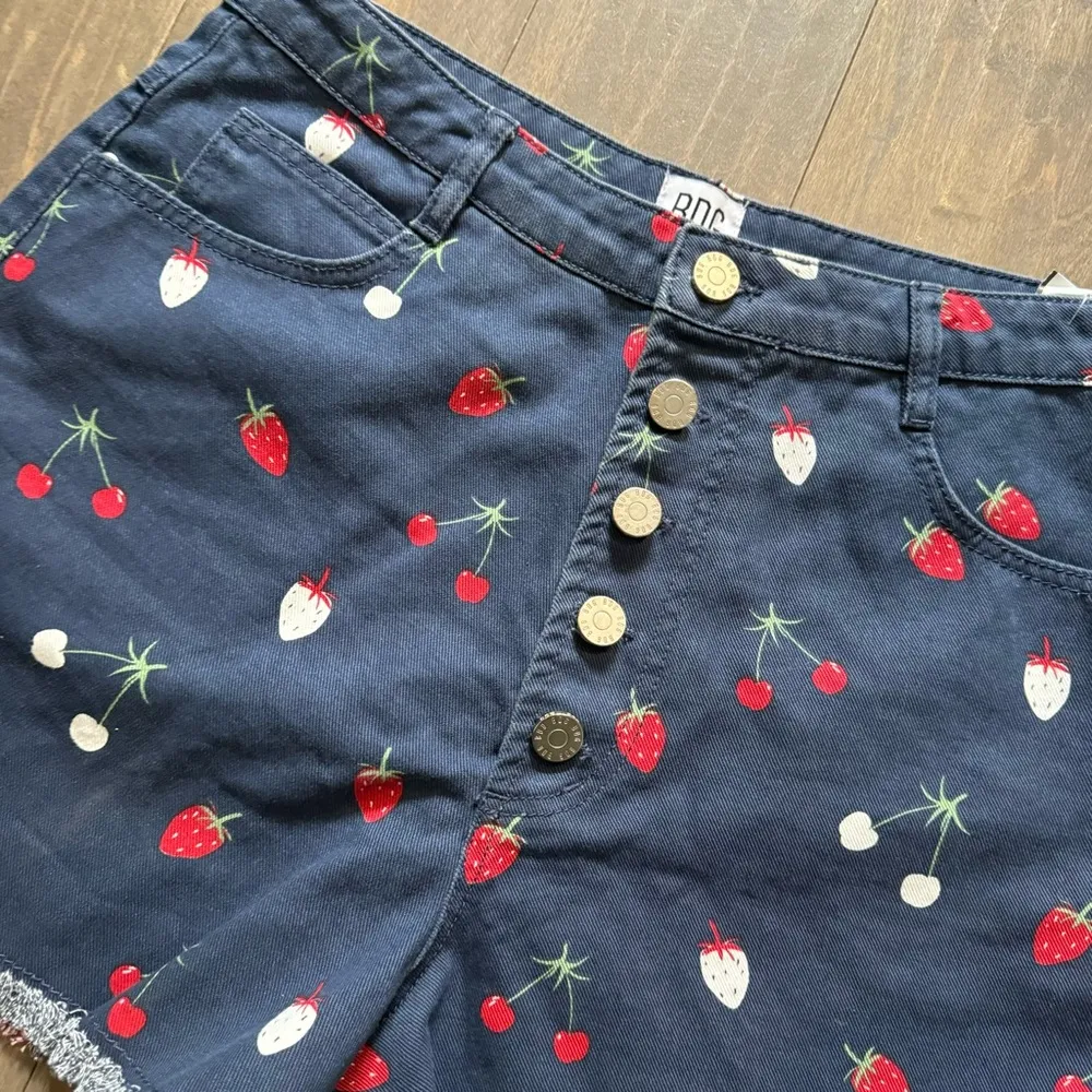 Urban Outfitters BDG Hazel Strawberry Cherry High-Waist Button Fly Shorts - Image 6