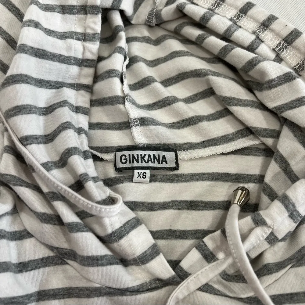GINKANA Hooded Nursing Long Sleeve Shirt Top Size XSmall White/Gray Striped Gray - Image 7