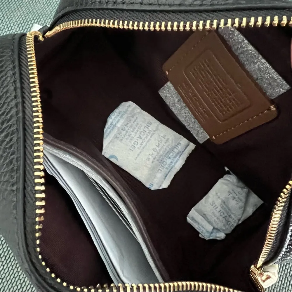 COACH X JEAN-MICHEL BASQUIAT SMALL BOXY COSMETIC CASE C5744 - Image 7