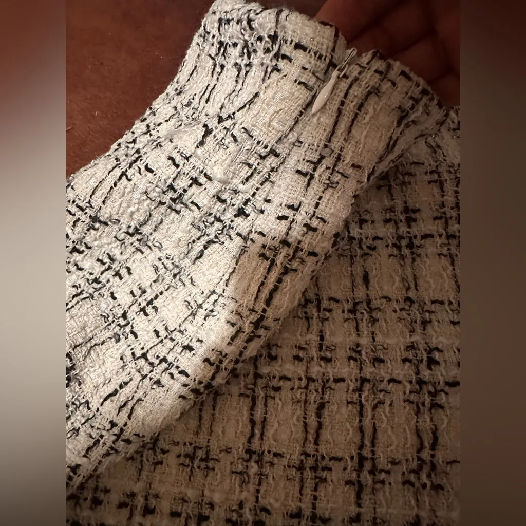 Chic Plaid Skirt with Button Detail - Image 3