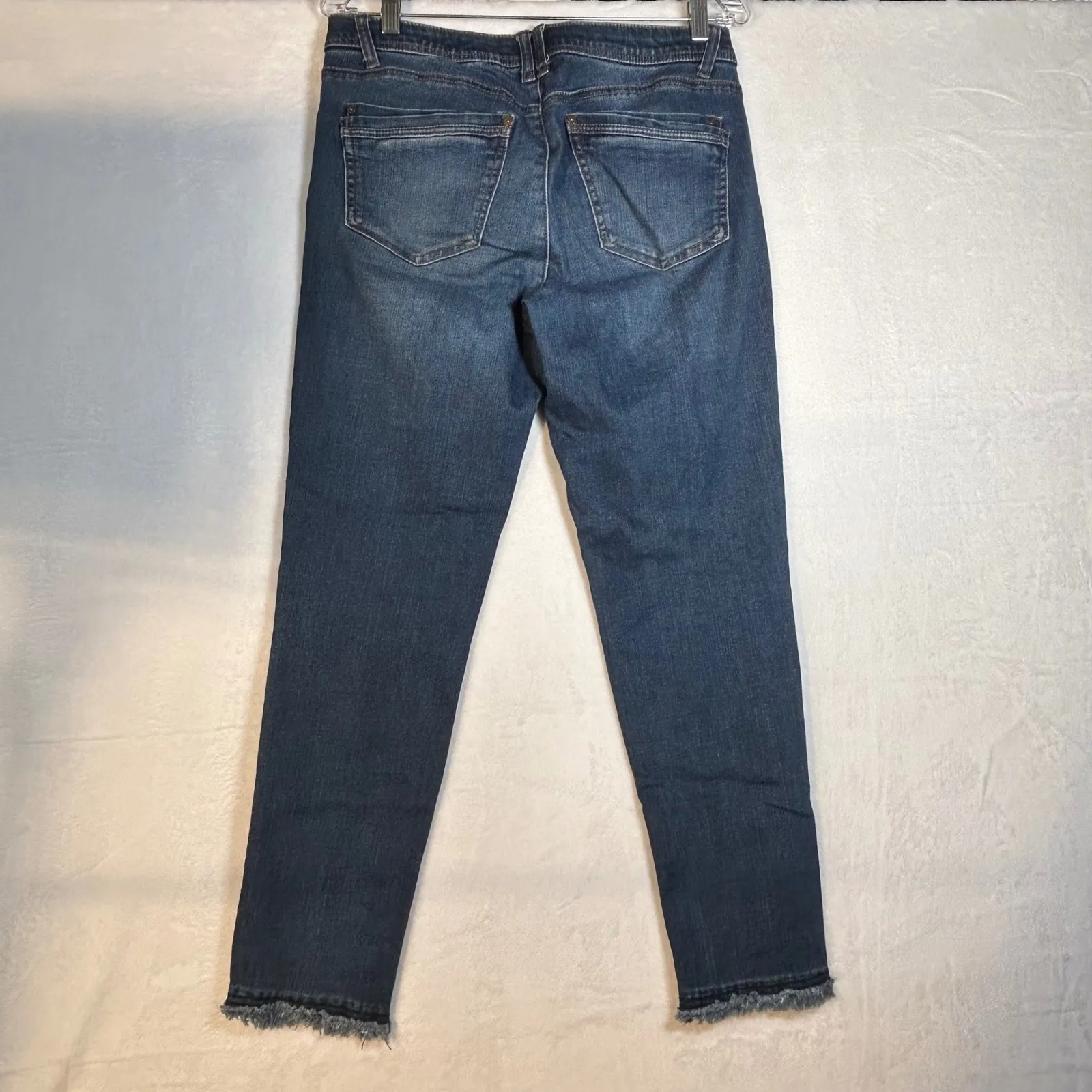 Democracy Womens Size 8 Technology Blue Wash Distressed Frayed Hem Skinny Jeans - Image 2