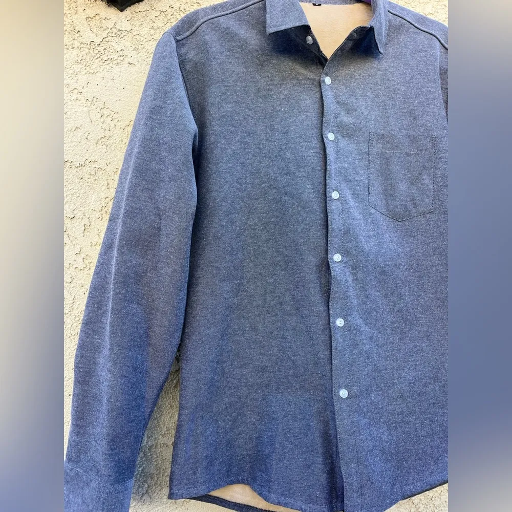 None Classic Gray Women's Button-Up Sweatshirt - Image 7