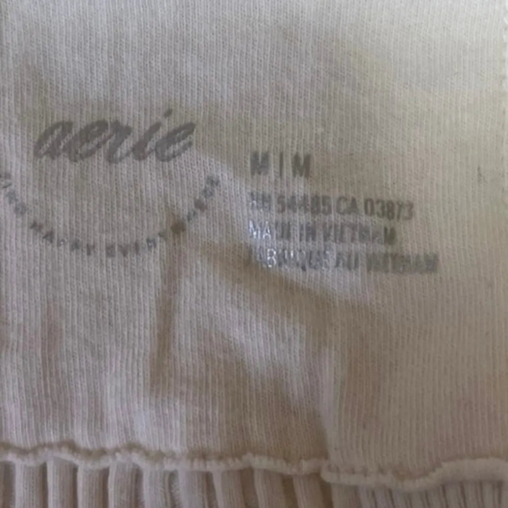 Aerie White Ribbed Button Collar Long Sleeve Henley Knit Crop Top Shirt Size M - Image 3