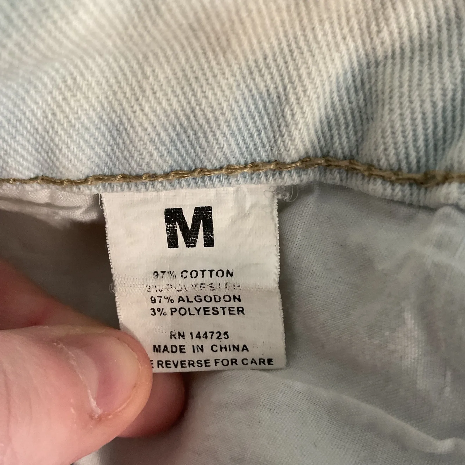 American Bazi Women's Distressed Denim Cutoff Shorts Light Wash Size M - Image 4