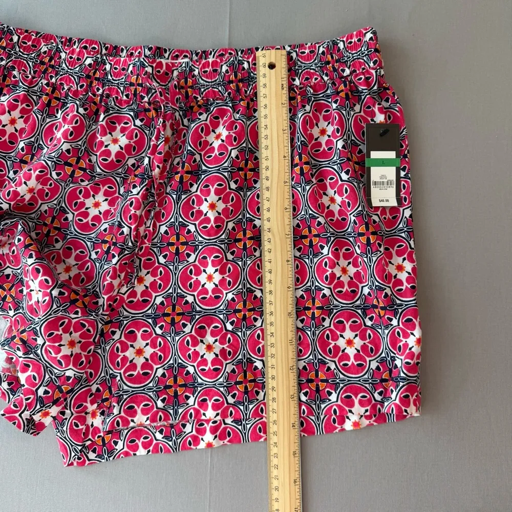 Crown & Ivy  Women's Patterned Shorts - Image 7