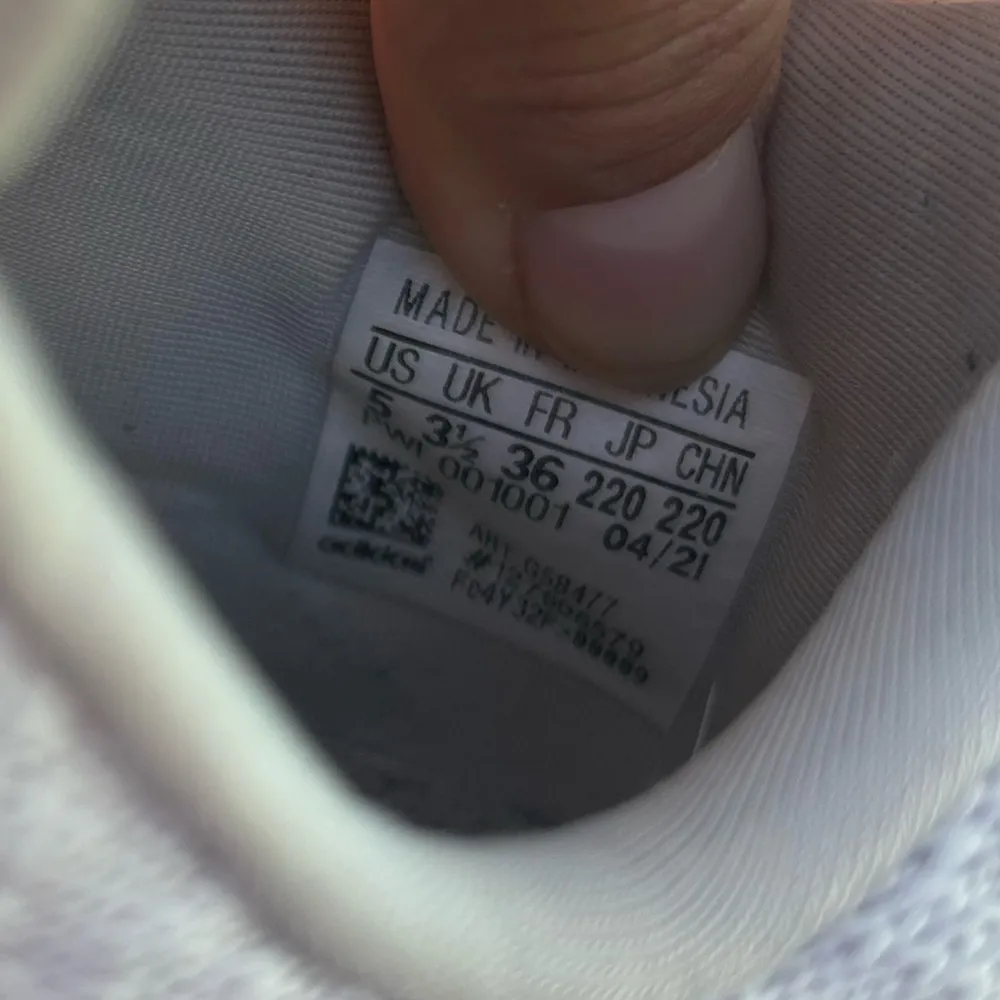 Adidas Gray Edgelux Sneakers - Image 8