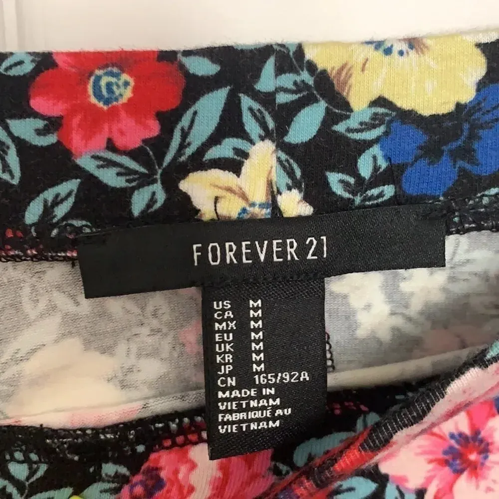 Forever21 Floral Skater Flared Mini Skirt - Image 3