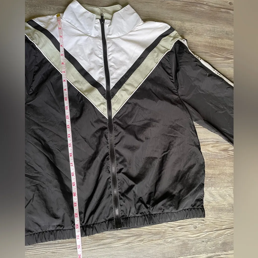 PINK Victoria's Secret Black and White Bomber Jacket - Image 7