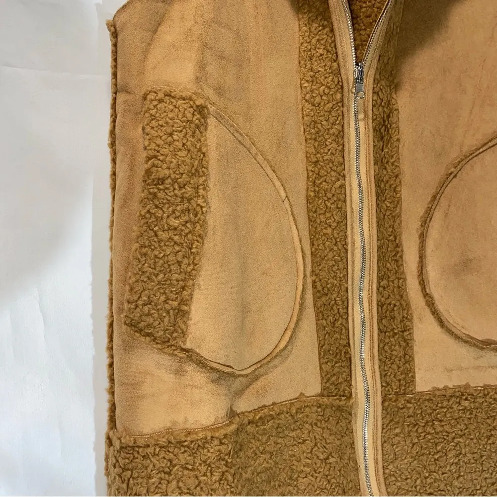 Tea n Rose Vest Women’s M/L - Image 3