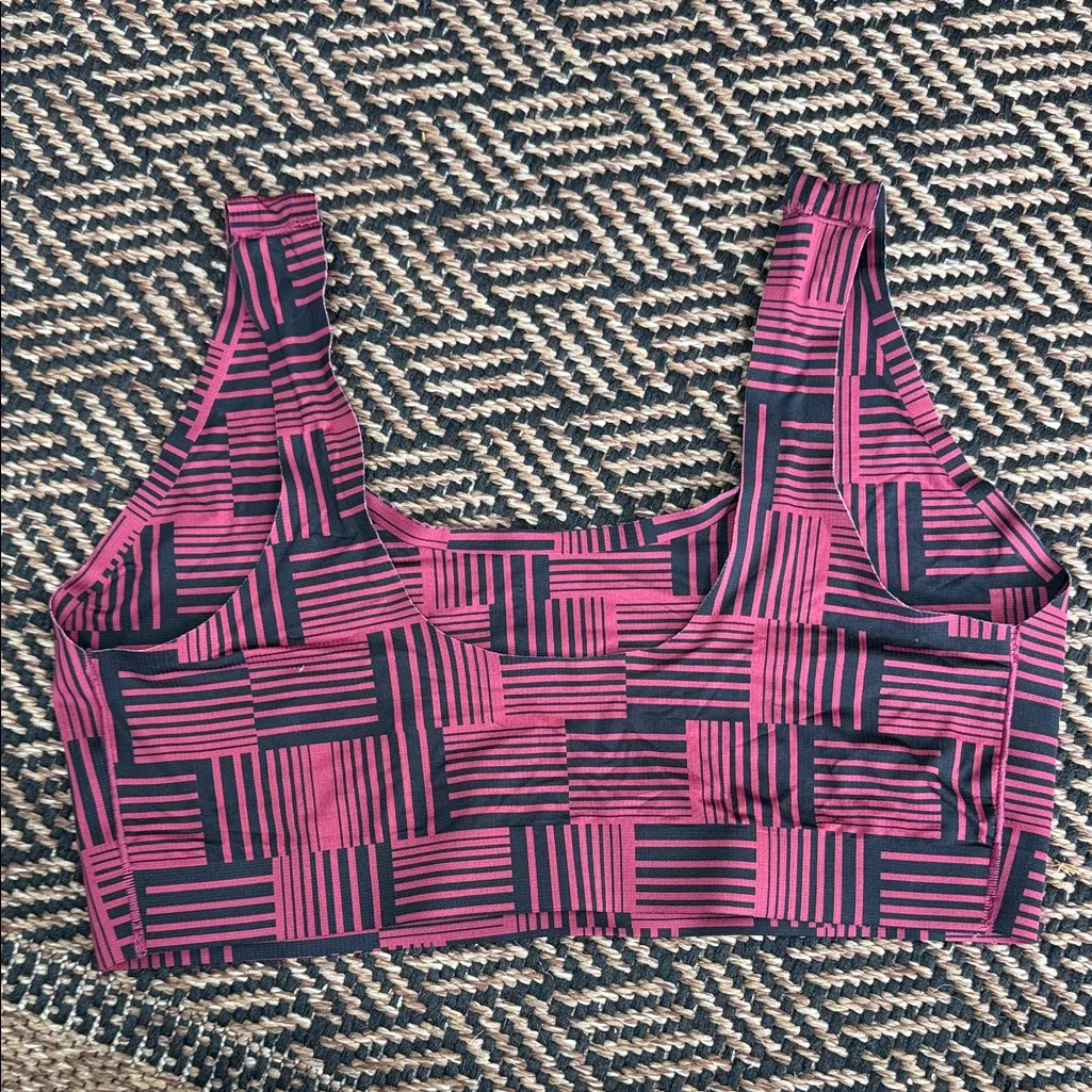 MeUndies Pink and Black Patterned Bra XL - Image 2