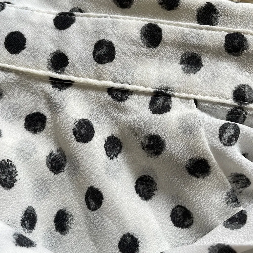 Who What Wear watercolor polka dot button down top - Image 4