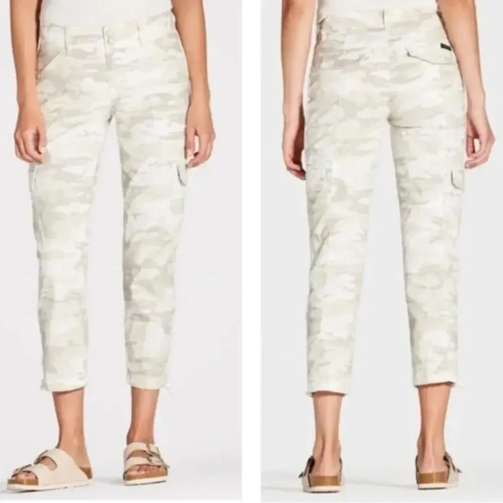 Anthropologie Sanctuary Women's‎ Small High-Rise Camo Cargo Joggers - Image 2