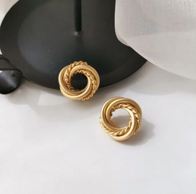 18K Gold Plated Twist Hoop Earrings for Women - Image 4
