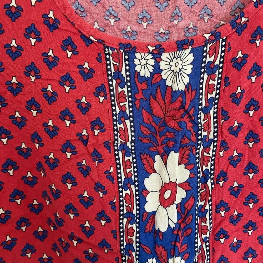 EUC | St. John’s Bay women’s patterned shoulder‎ cutout blouse — large - Image 4