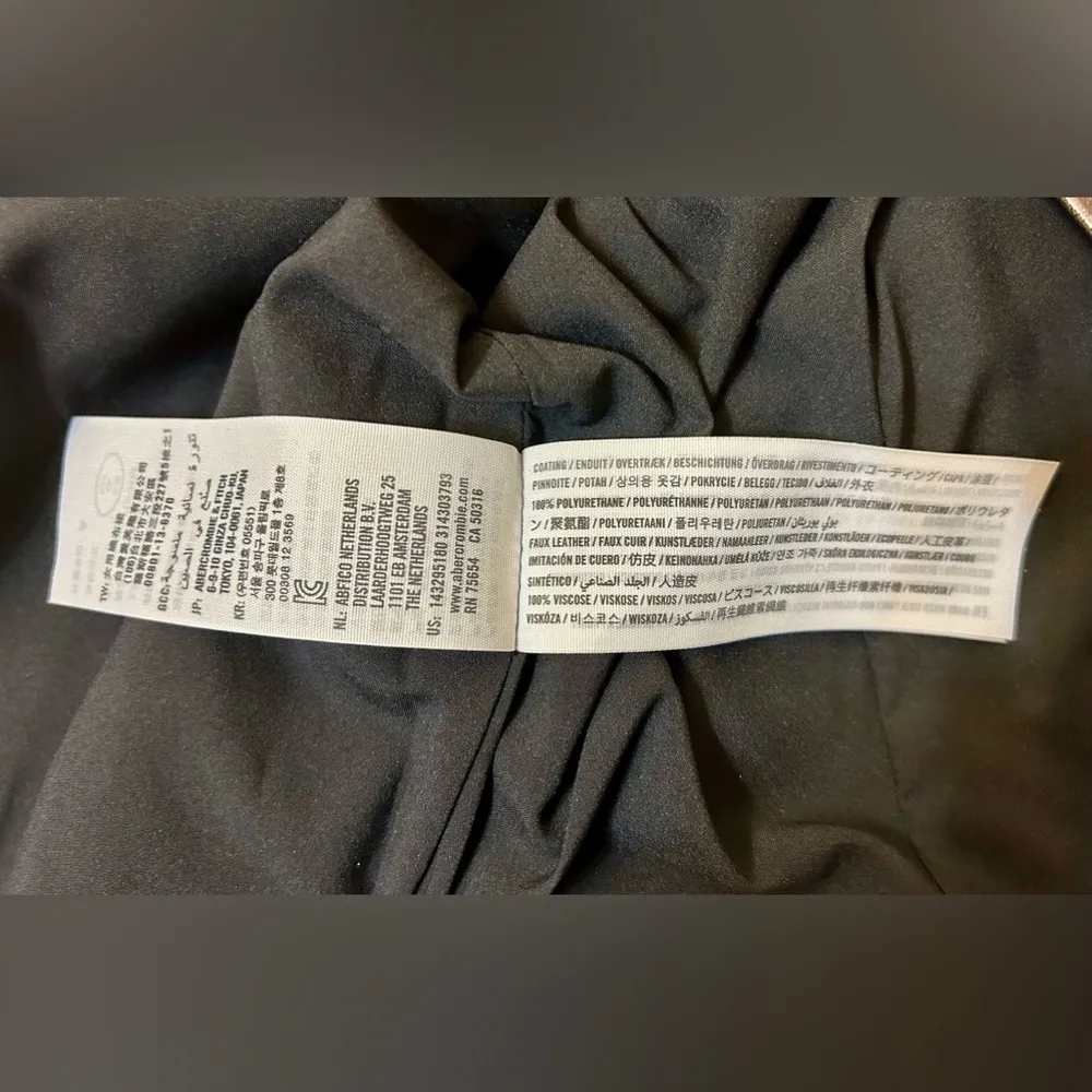 NWT Abercrombie & Fitch Metallic Bronze Faux Leather Mini Skirt Size XS - Image 8