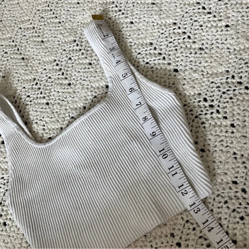 Babaton Aritzia Sculpt Knit Square Neck Crop Tank Top Bone White (XSmall) - Image 5