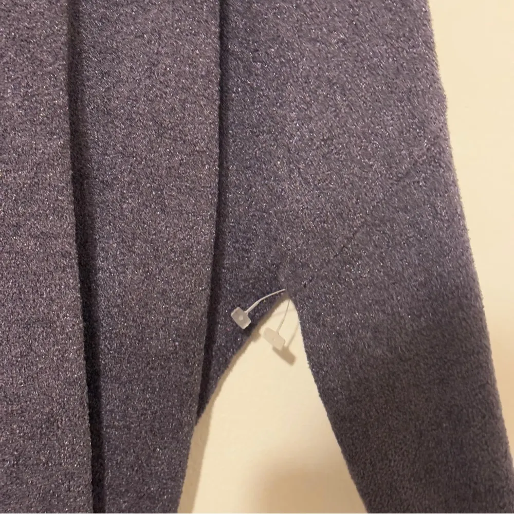 Barefoot Dreams Cozychic Ultra Lite Pullover Sweater Size Medium Gray 495 - Image 4