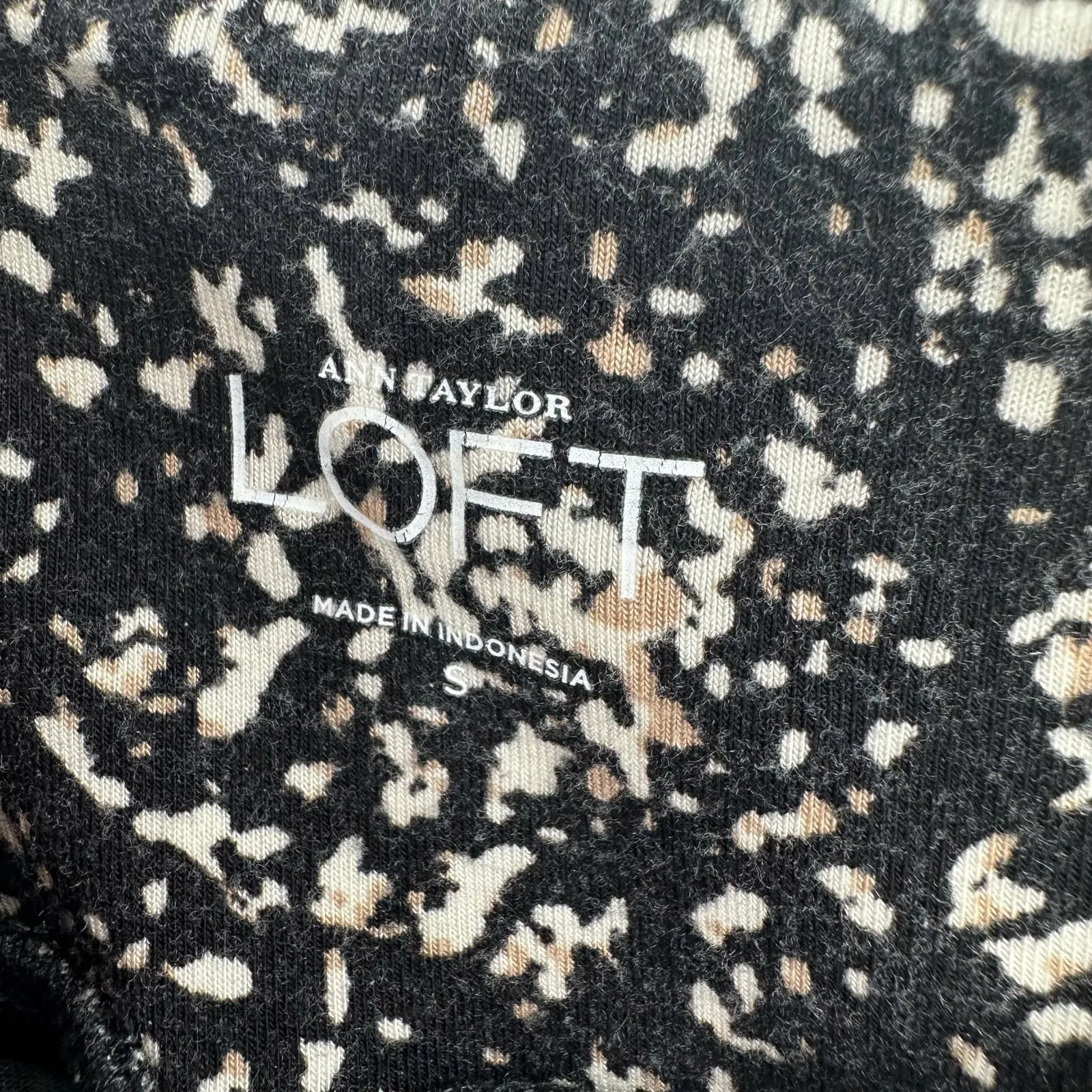 Loft‎ size small elastic waist loose soft crop capri pants lounge black white - Image 4