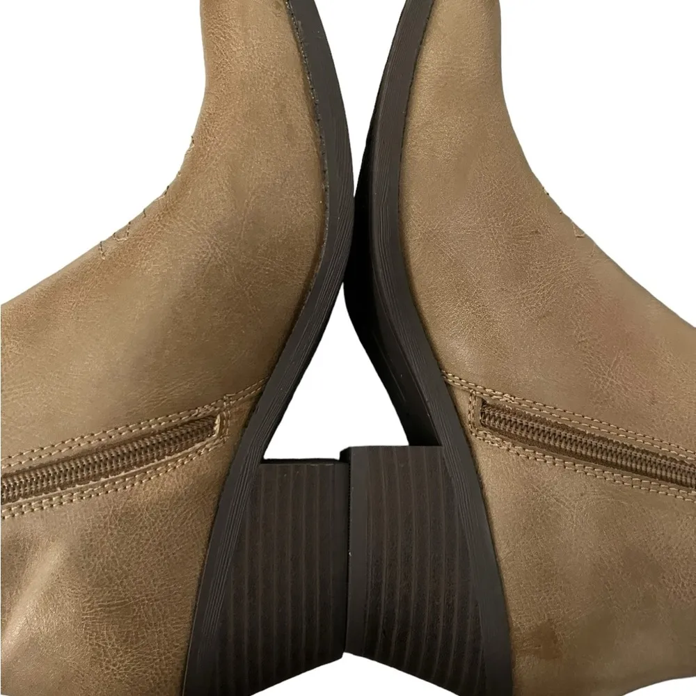 Frye & Co. JUDE Western Style Side Zip Ankle Boots Beige Taupe Sz 8.5M - Image 9