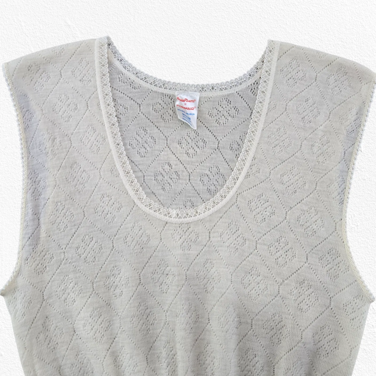 Vintage 70s Knit Vest Top Made in England Diamond Lace Ribbed Waist Size Medium White - Image 4