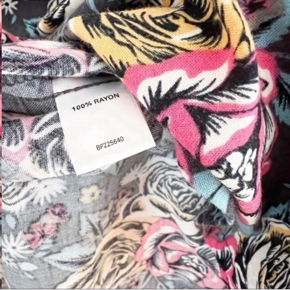 Nordstrom Frenchi Pink Rose Print Skater Mini Skirt Size Small Elastic Waist - Image 5