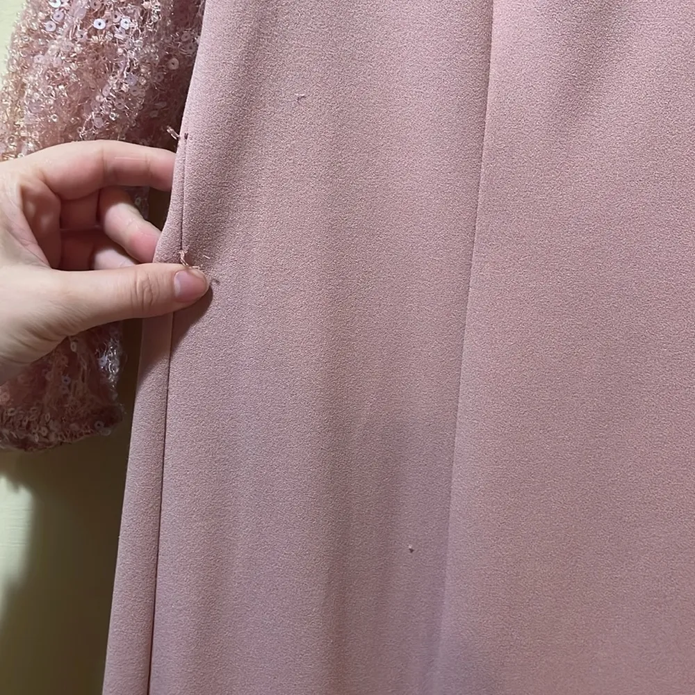 Women’s JS Collections Beaded Sleeve V-Neck Stretch Crepe Gown - Image 12