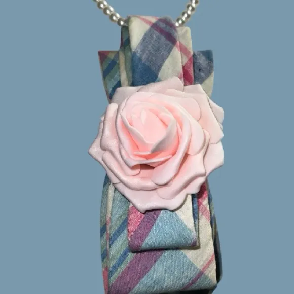 “Dainty Dapper”Plaid Necktie Necklace with Pink Rose - Image 2
