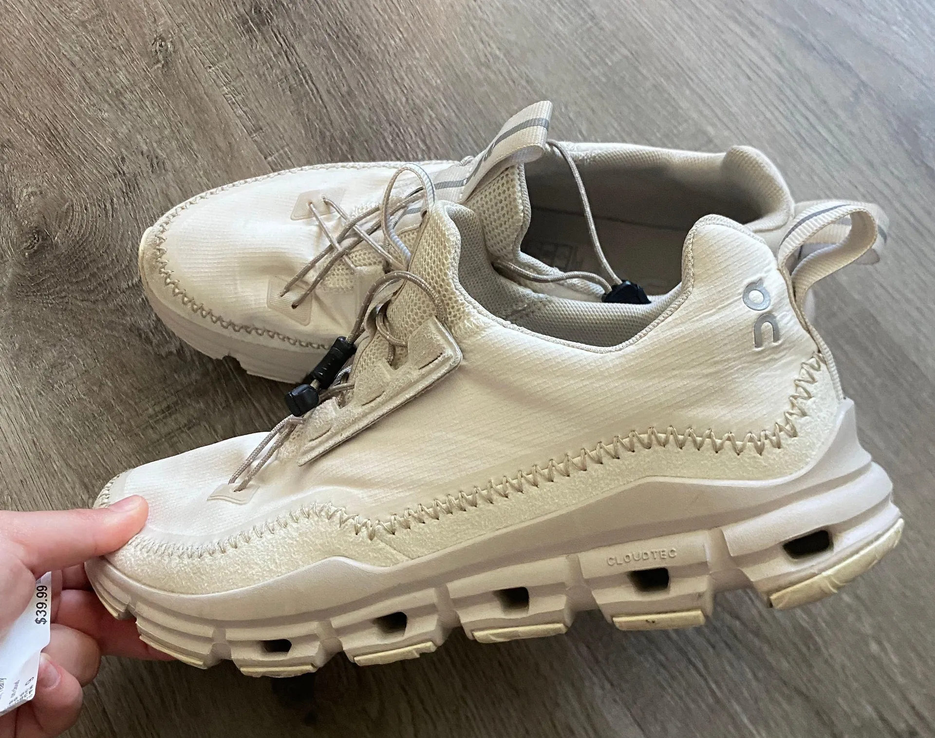 On Cloud  Womens On Cloudaway Running Shoes - Image 2