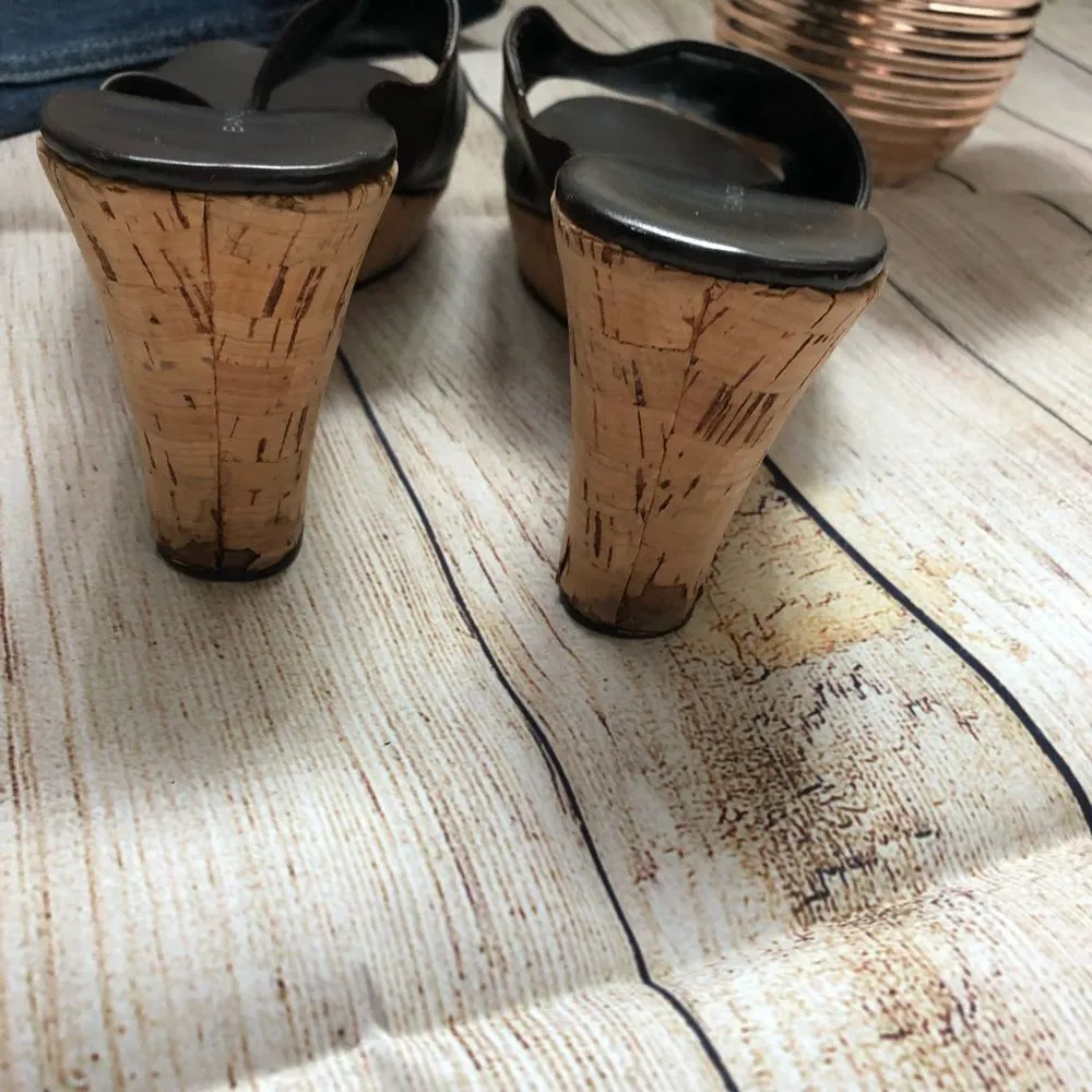 Bandolino Womens Dblamesa Wedge Brown Wedge - Image 3