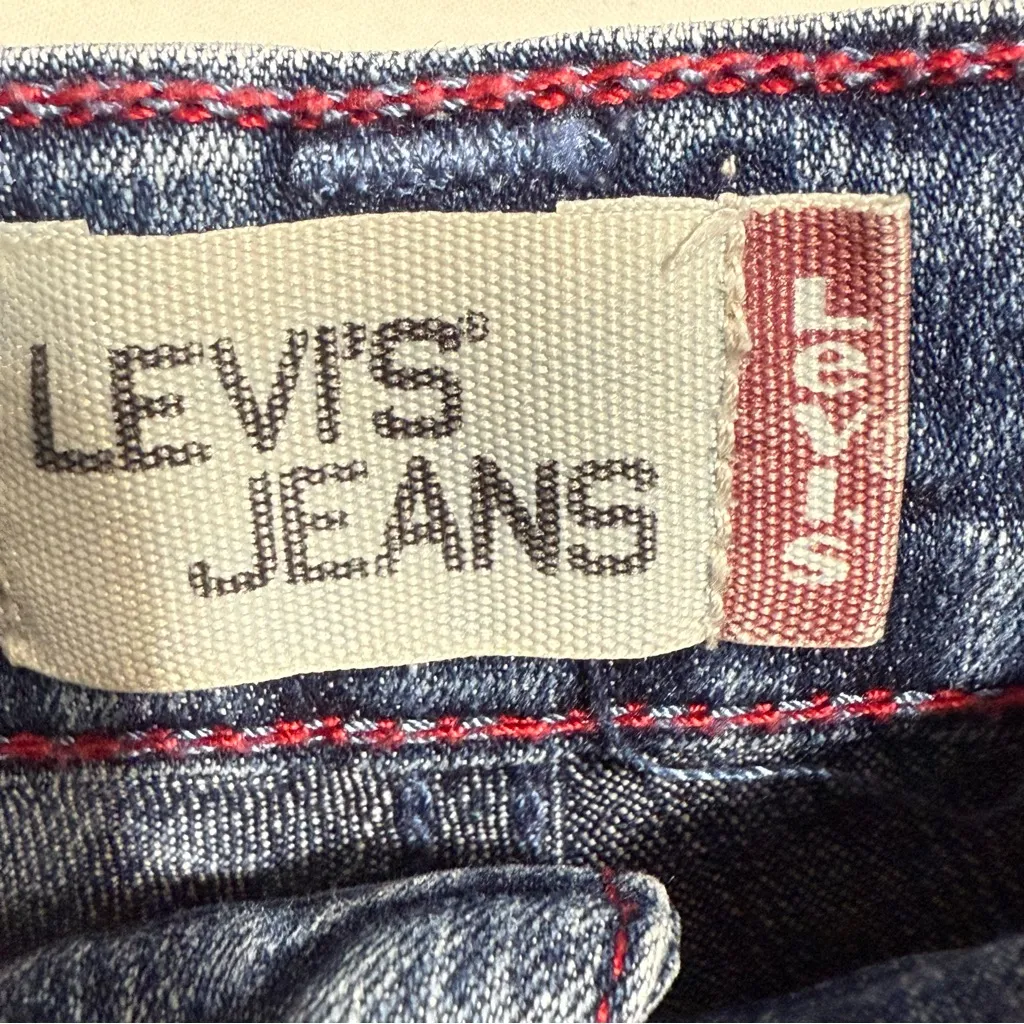 Vintage Levi's High Rise Large Pockets Blue Denim Shorts Size 8 - Image 7