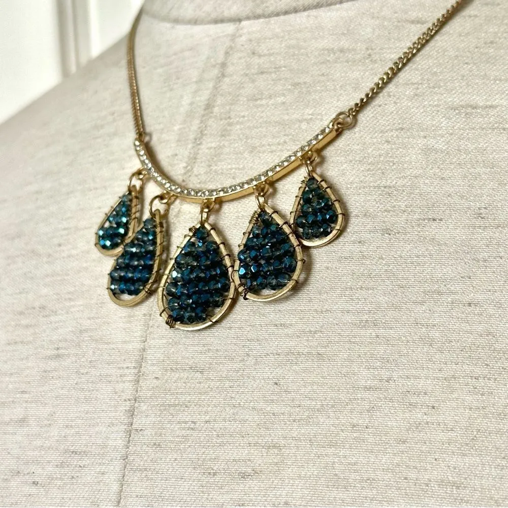 Keneth Cole gold tone blue bead rhinestone necklace - Image 13