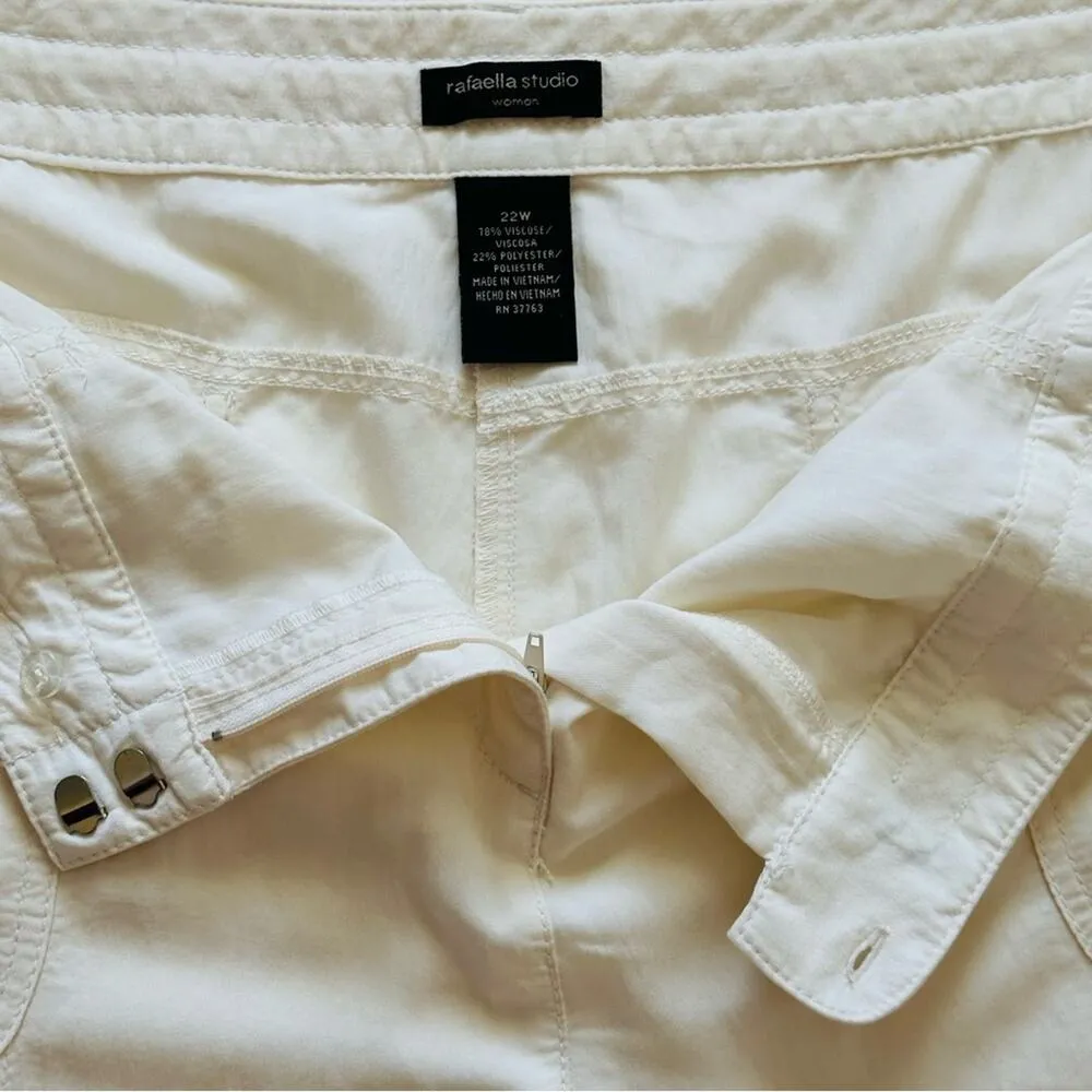 Rafaella Studio Capri Pants Cream Lightweight Pockets Cargo Plus Size 22W NEW - Image 4